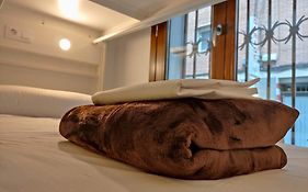 Black Swan Hostel Granada